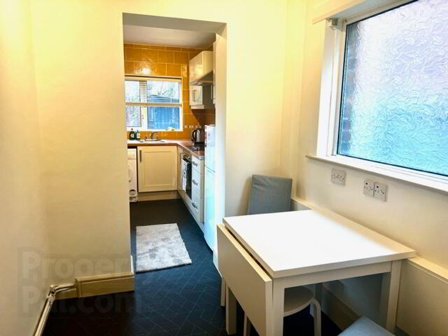 179 Ravenhill Road 11 of 21