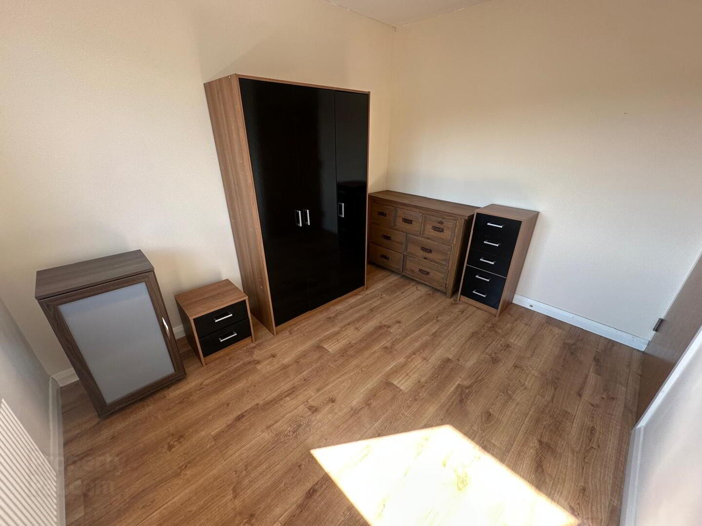 Unit 9, 288 Antrim Road 7 of 11