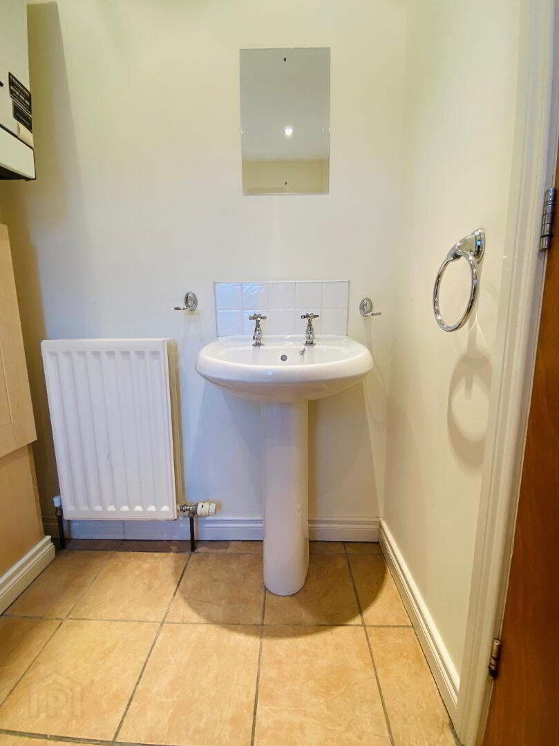 21 Oakdene Drive 13 of 15