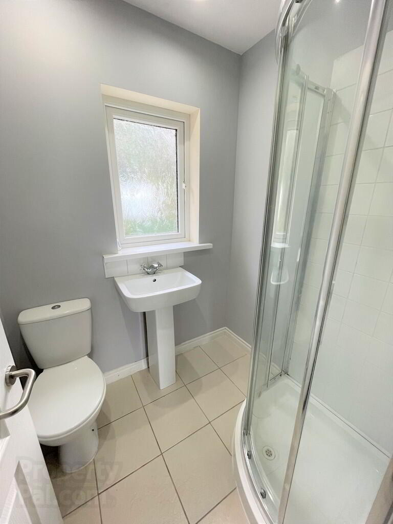 81 Strandburn Drive 11 of 13