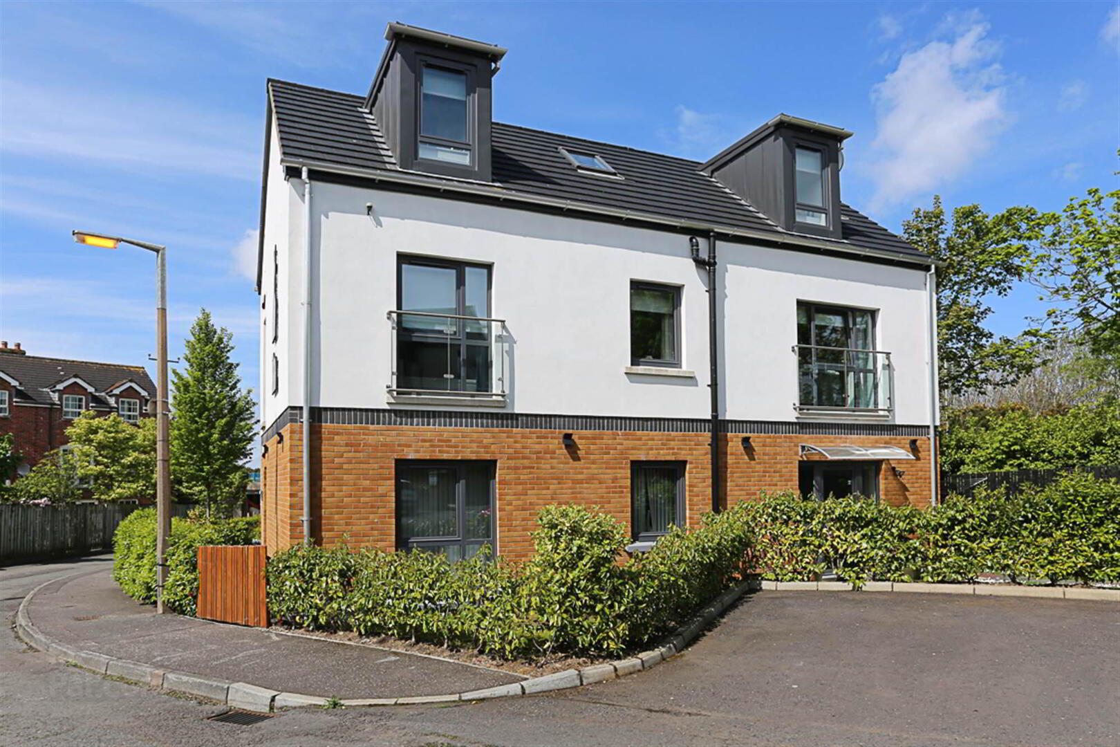 property description image