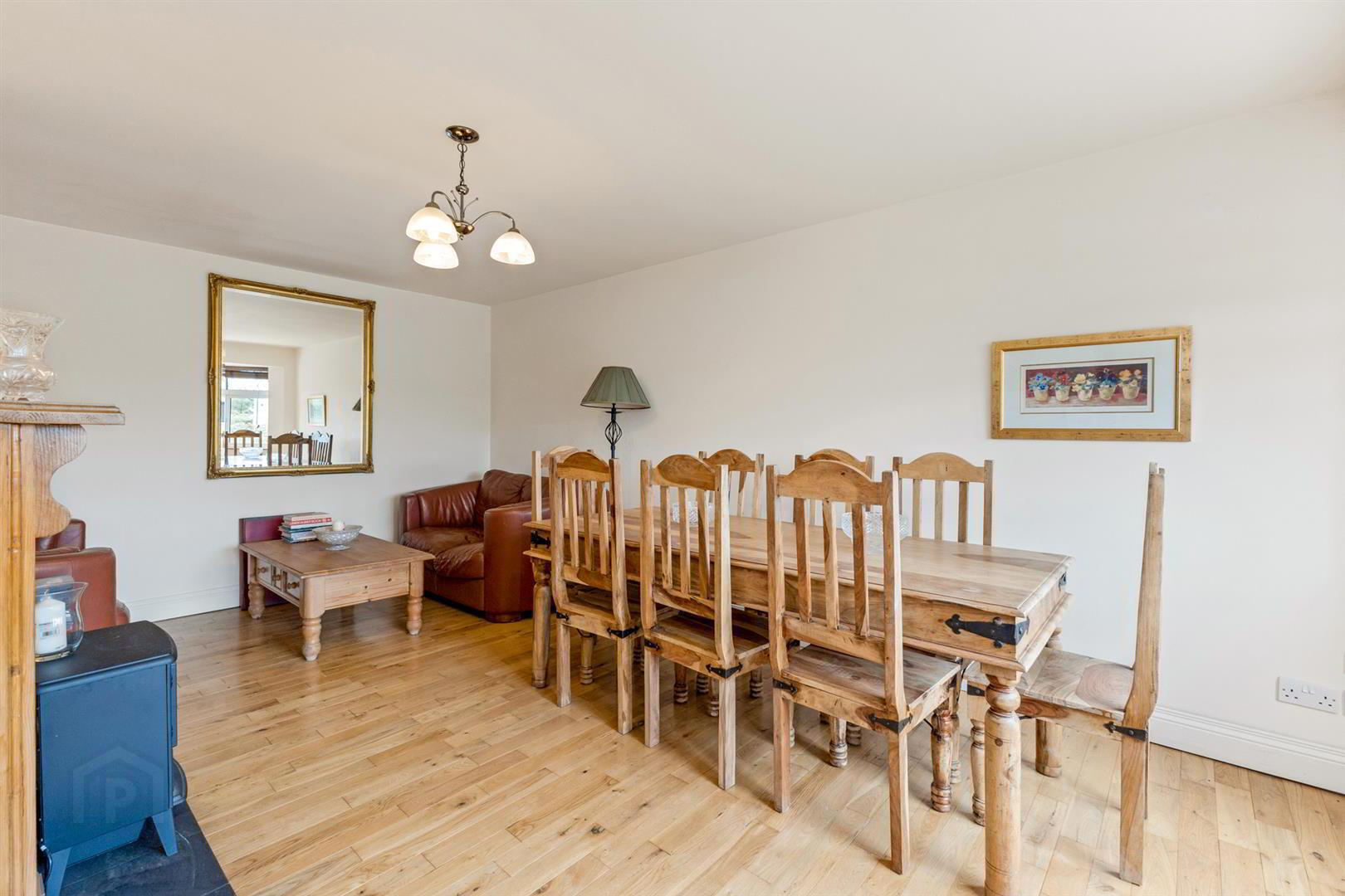 53 Hillsborough Road 14 of 41