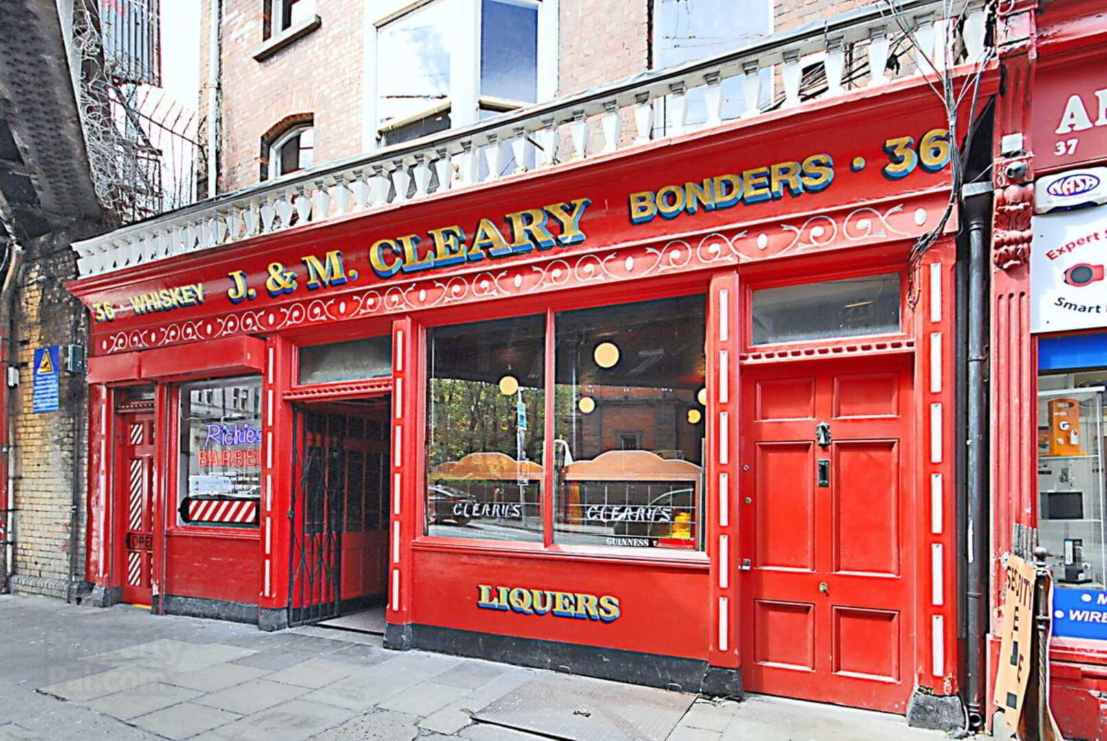 Cleary Bar & Lounge The Pub Building