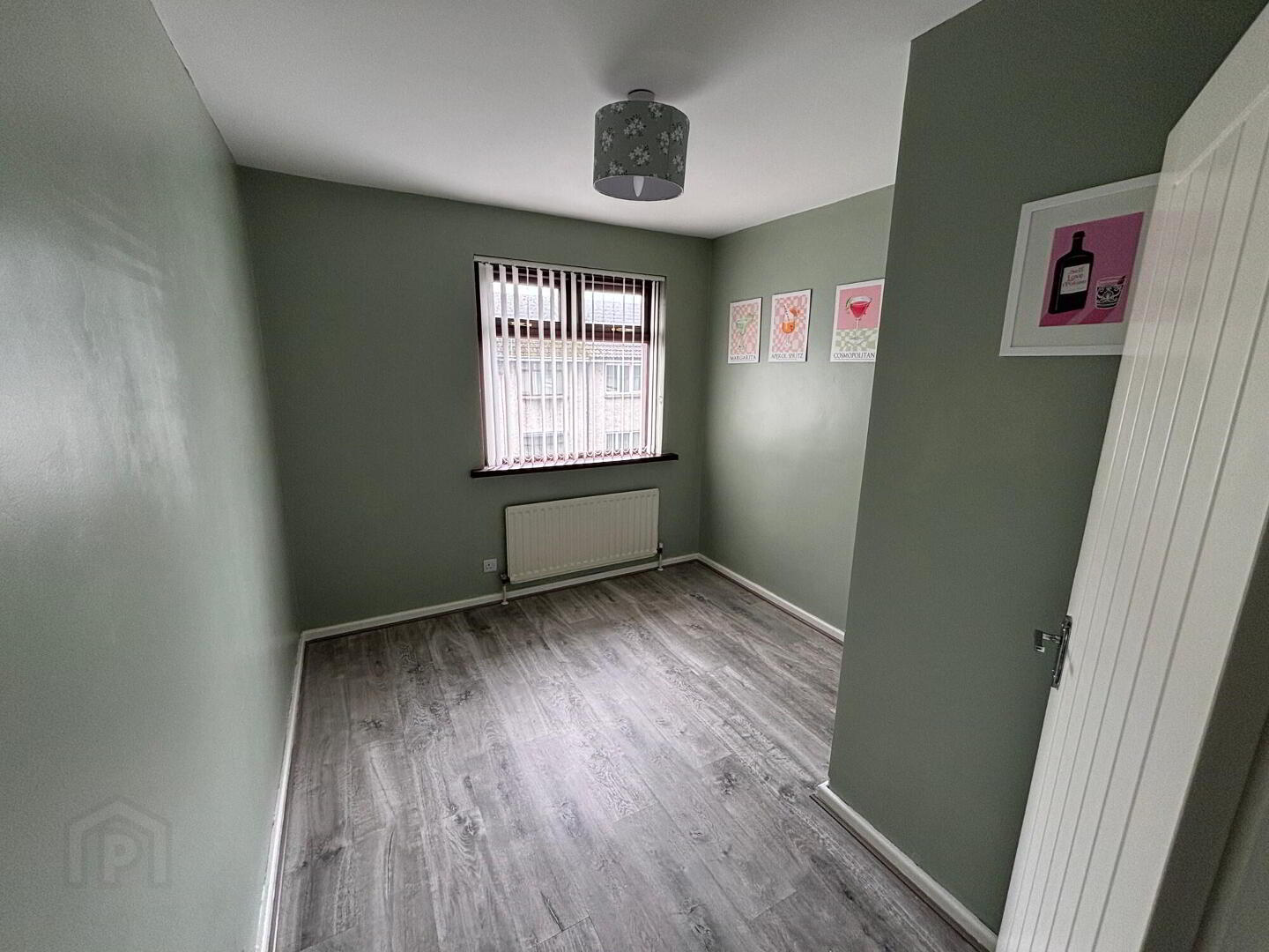 17 Cambrai Drive 12 of 16