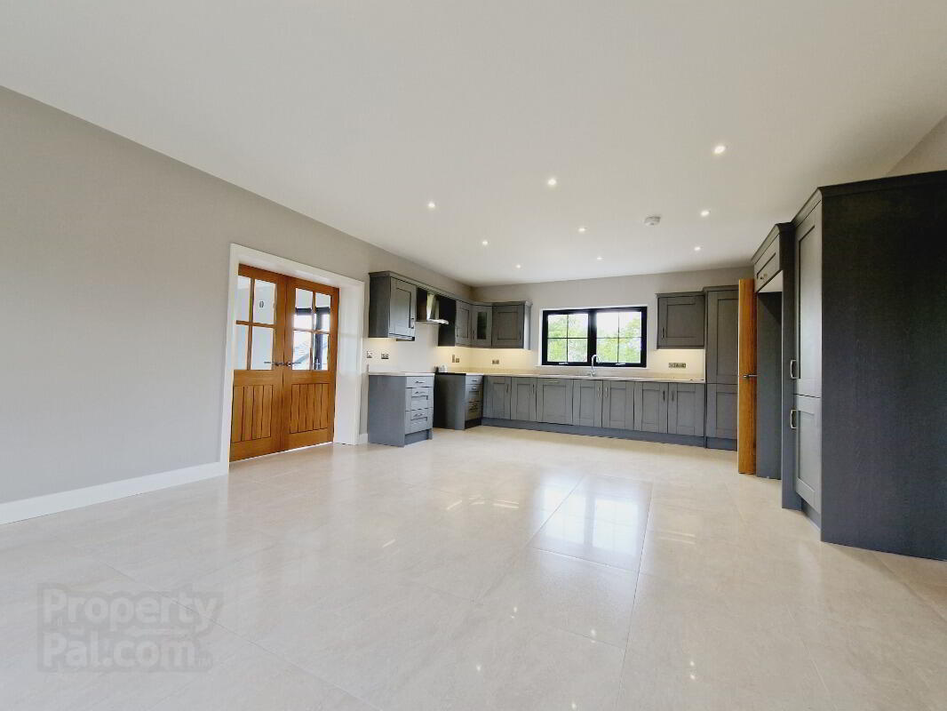8 Glassmullagh Road 4 of 18