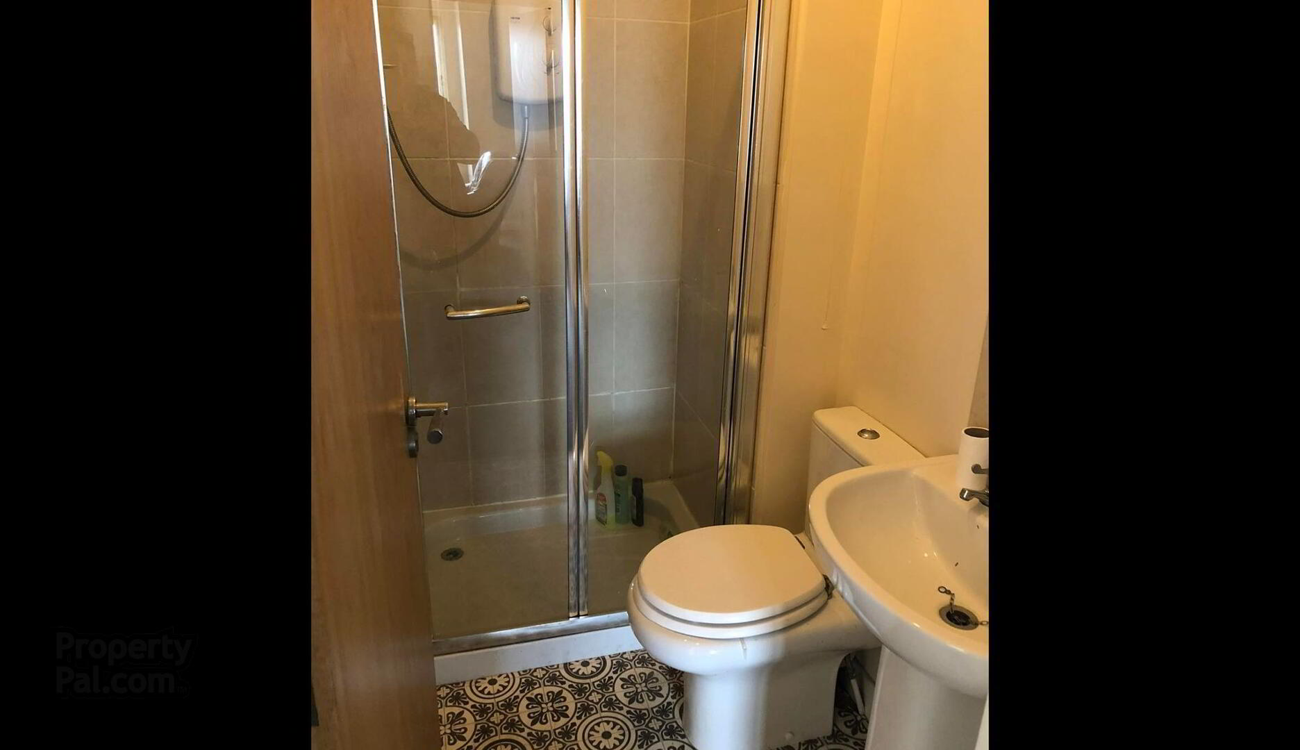 62e Eglinton Street 6 of 8