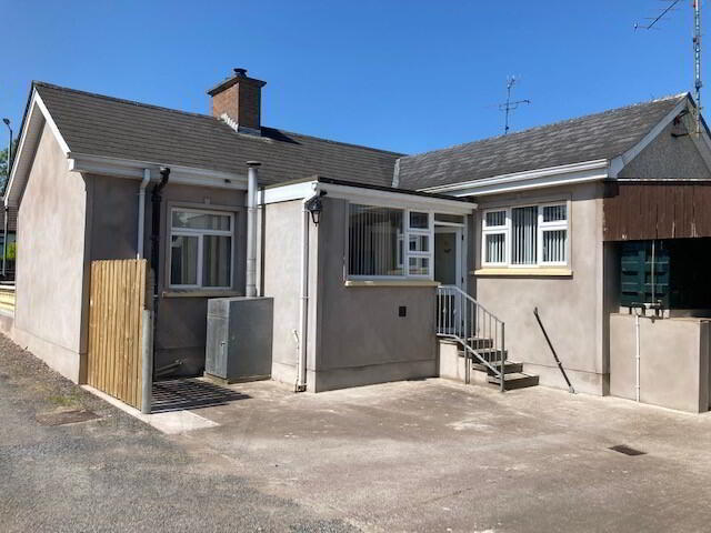 21 Dromore Road, Fintona