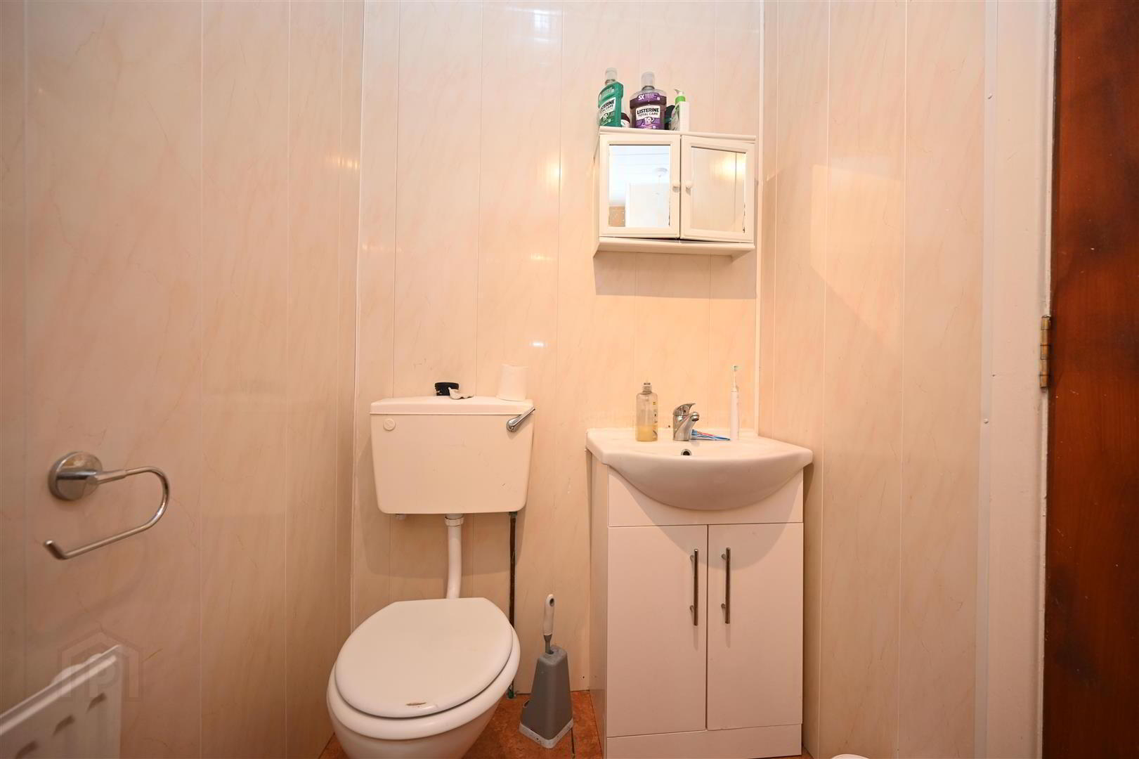 11a Eglantine Gardens 7 of 7