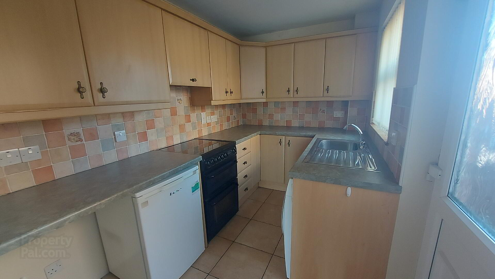 3 Dean Swift Mews 5 of 15