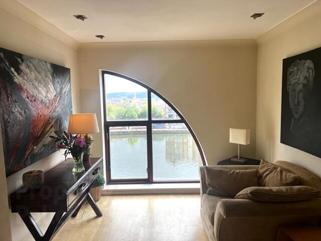 16 St Johns Wharf, 1-3 Laganbank Road 3 of 17