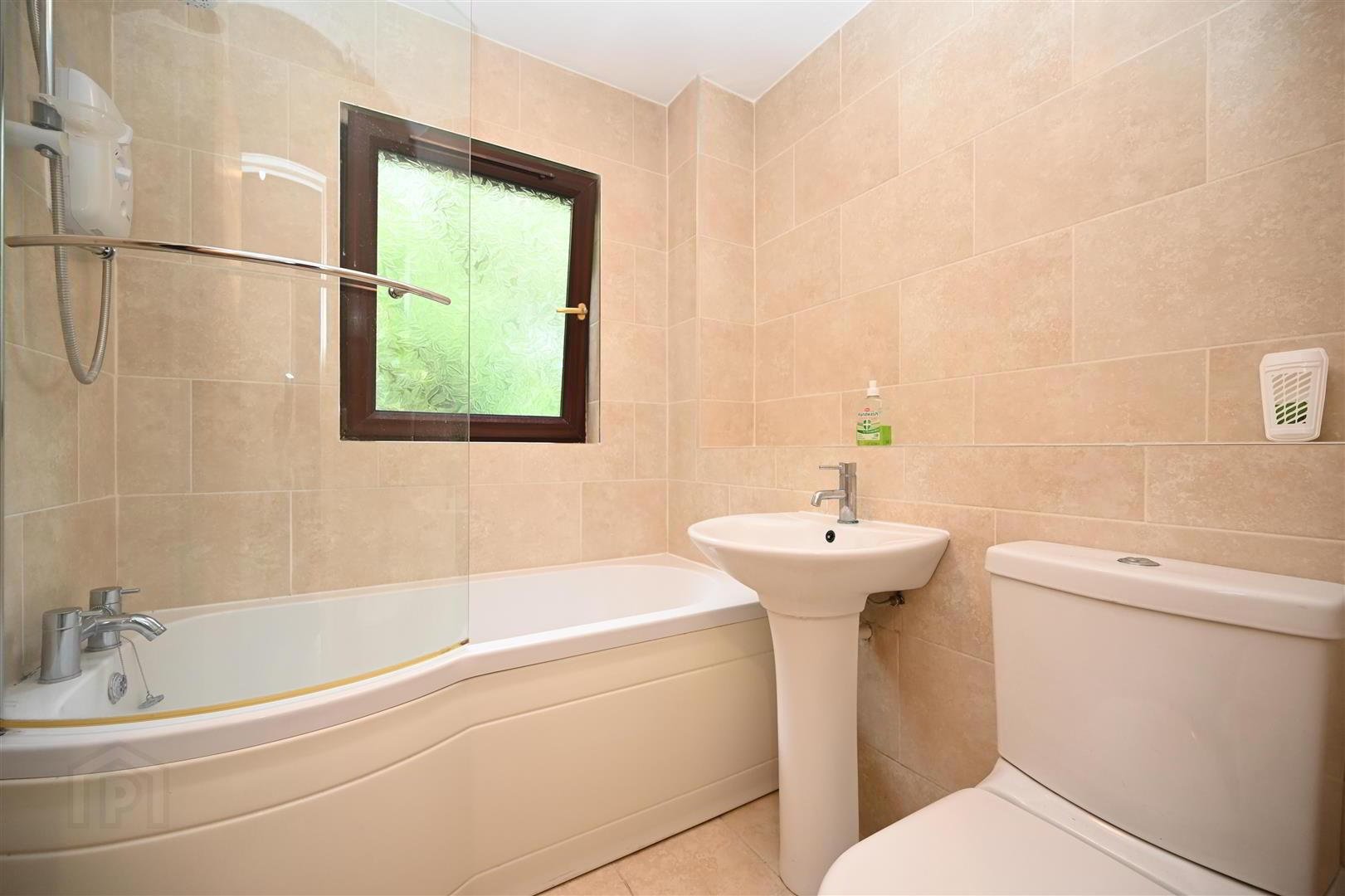 24 Ravenhill Reach Mews 7 of 8
