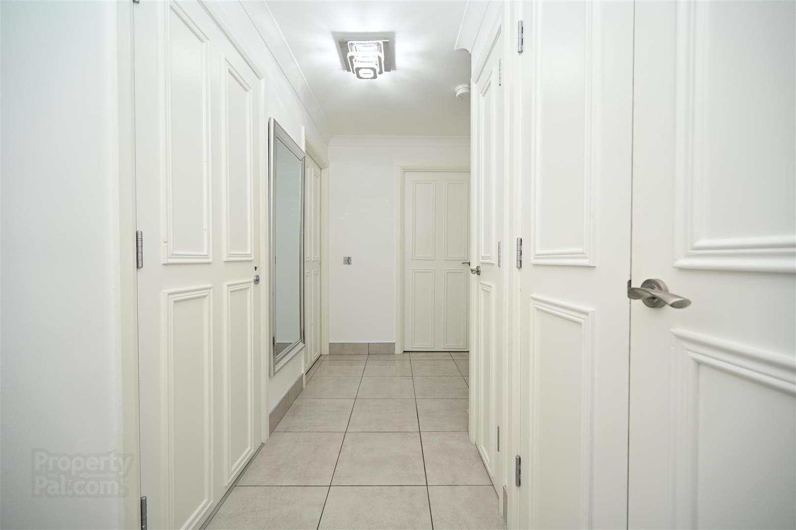 5 The Keel Building, 33 Annadale Crescent 4 of 14