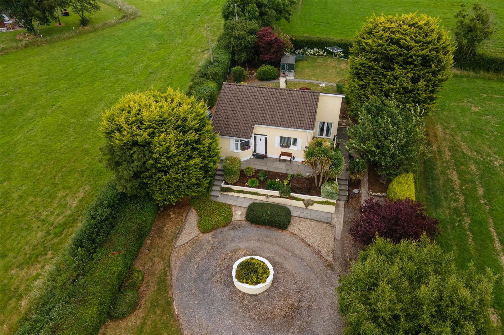 Fairythorns, 83 Hillsborough Road 22 of 35