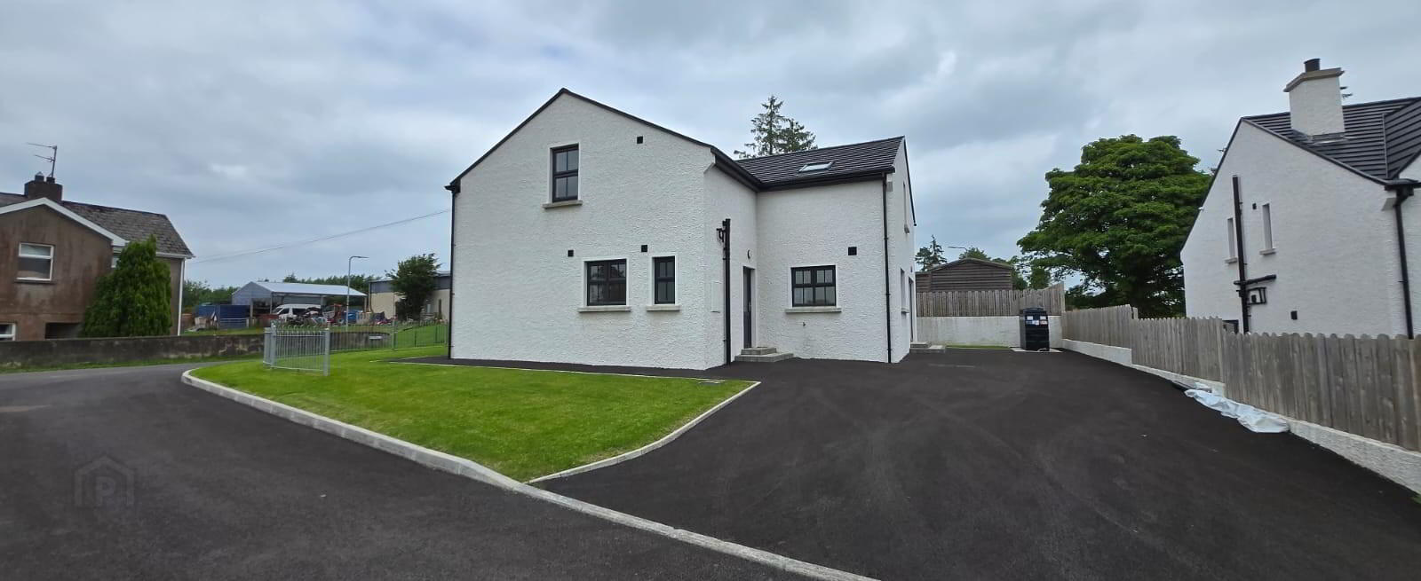 2 Esker Road 5 of 20