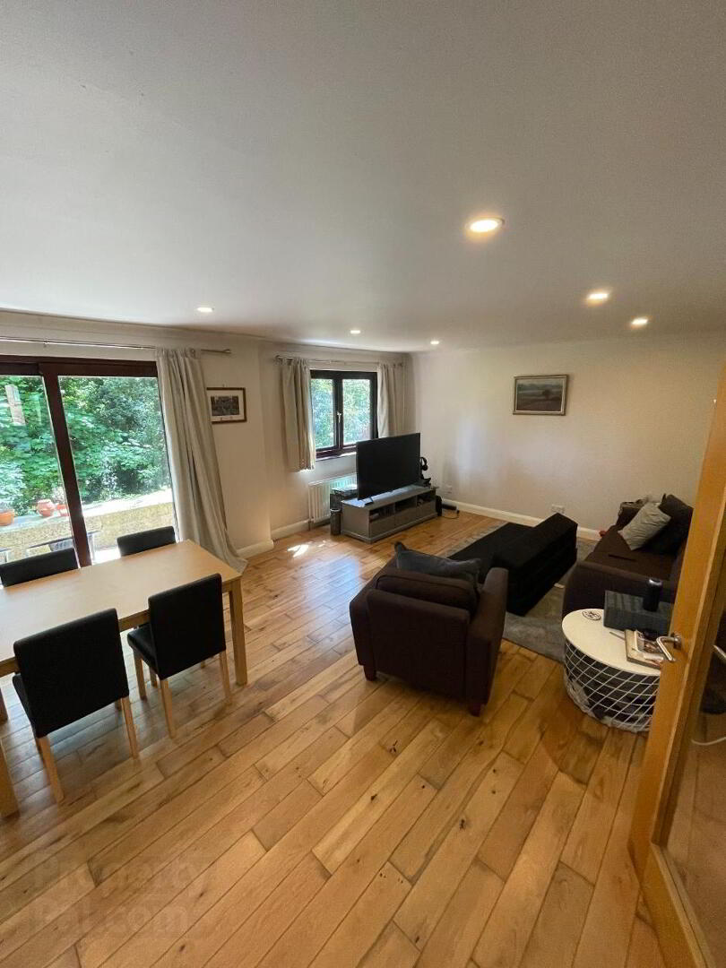 property description image