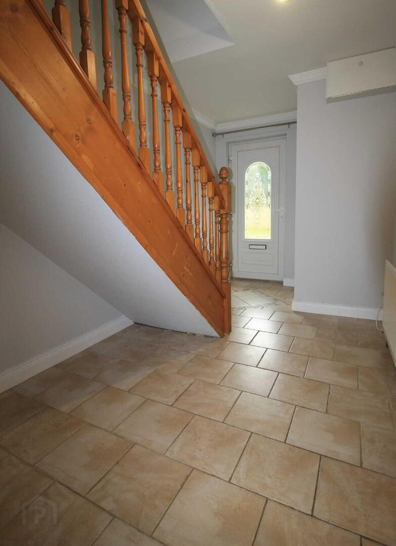 6 Whitebridge Park 4 of 33