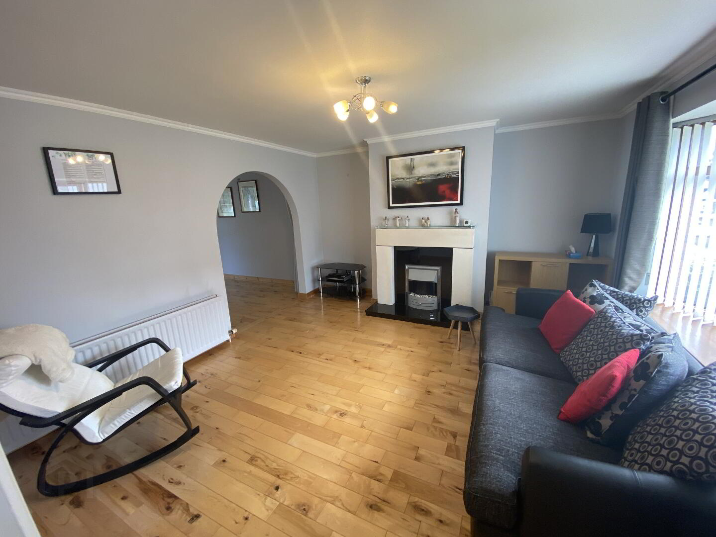 10 Meadowlands Avenue 2 of 17