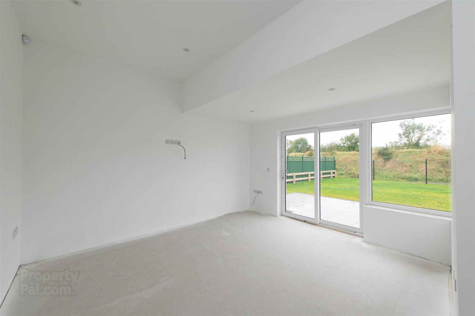 24a Willow Lane 12 of 26