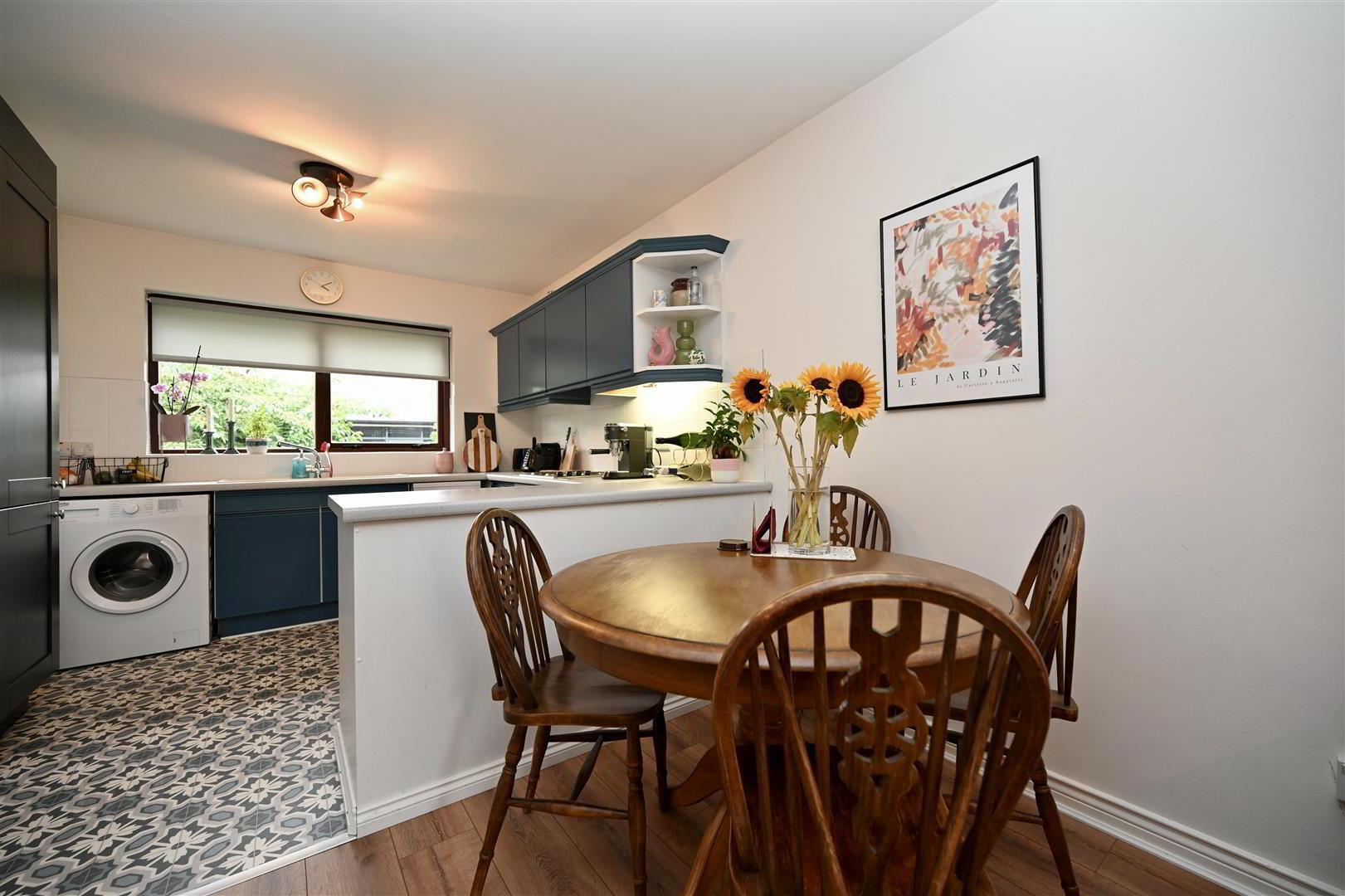 Apt 16, Ashleigh Manor 5 of 12