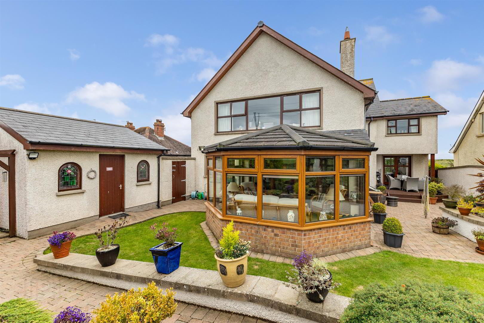 152 Main Road 25 of 28