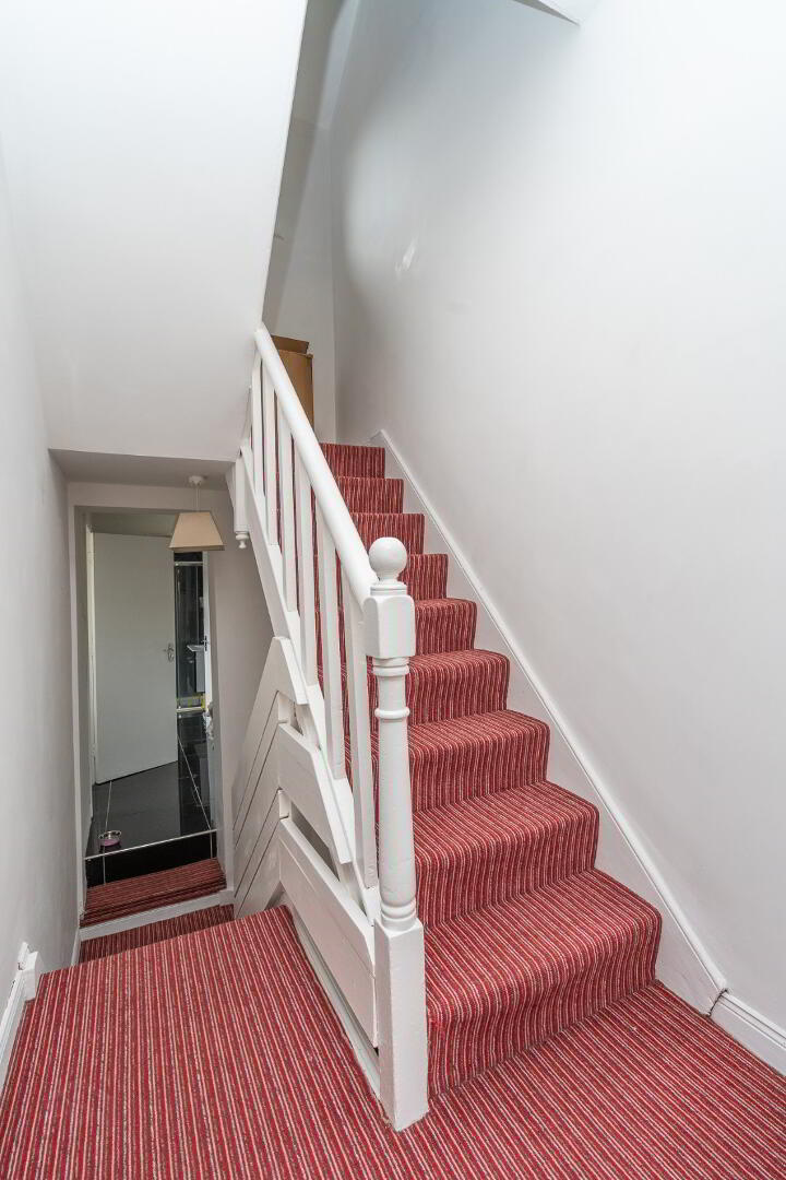 NON-HMO, 35 Farnham Street 11 of 17