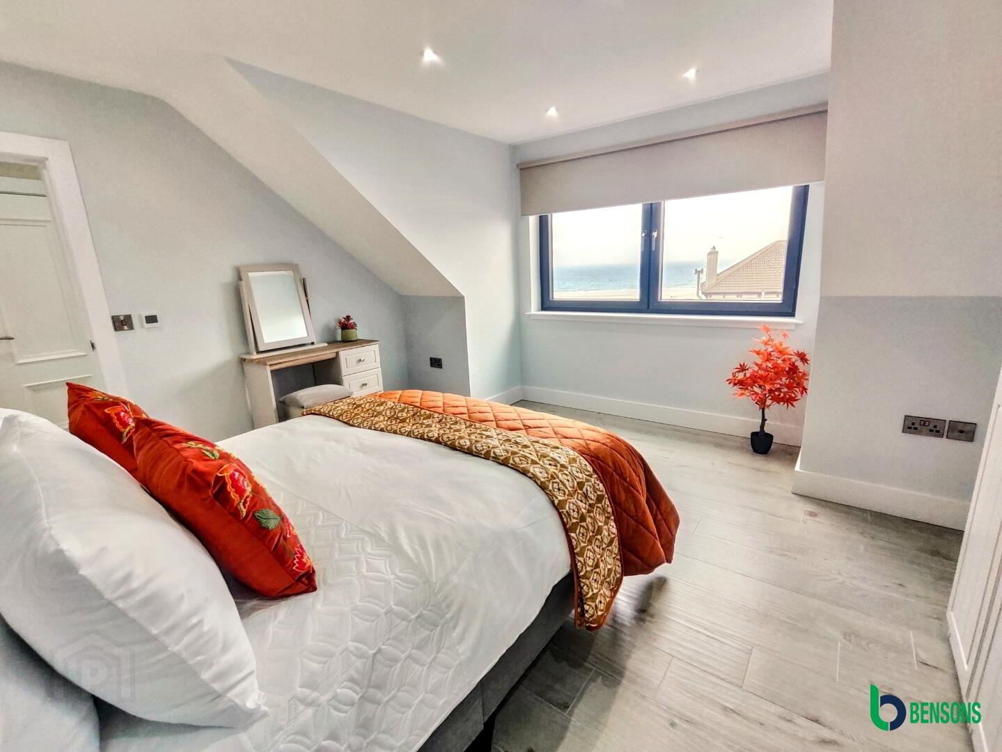 Penthouse 18 of 20