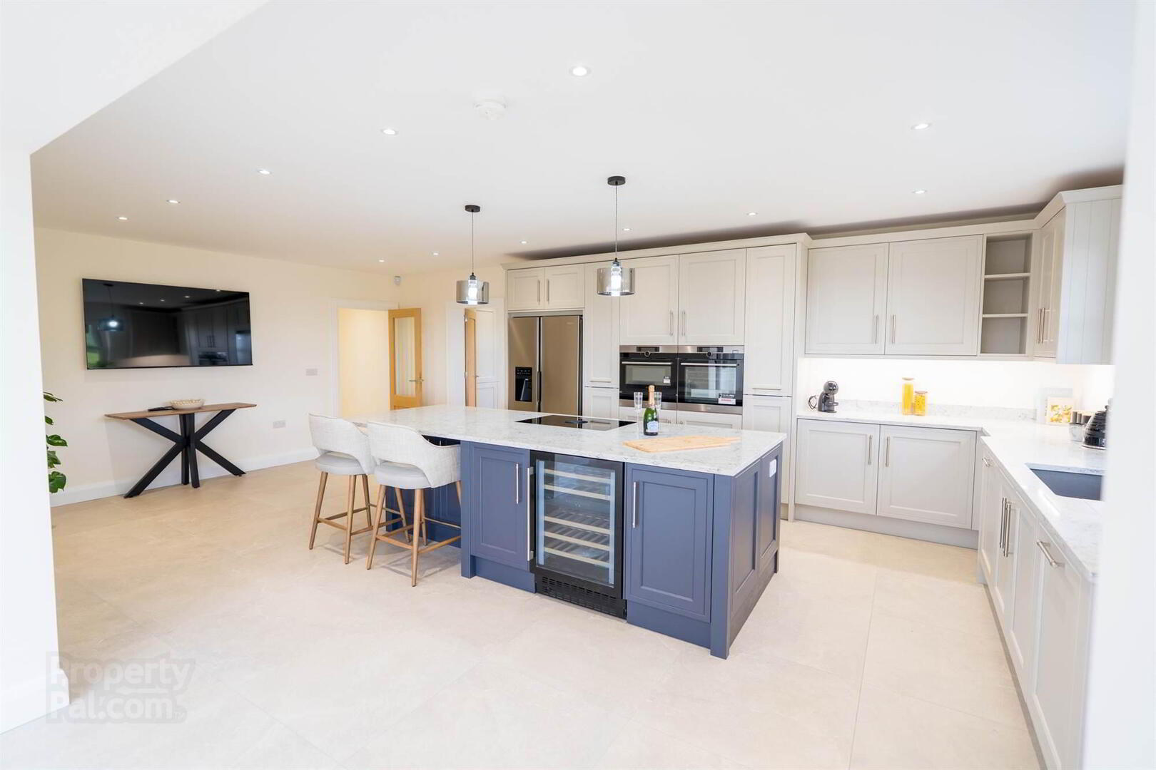 99 Fort Road 10 of 41