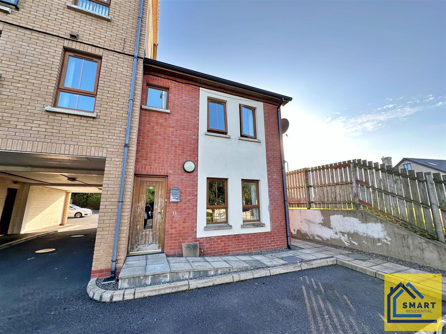 property description image