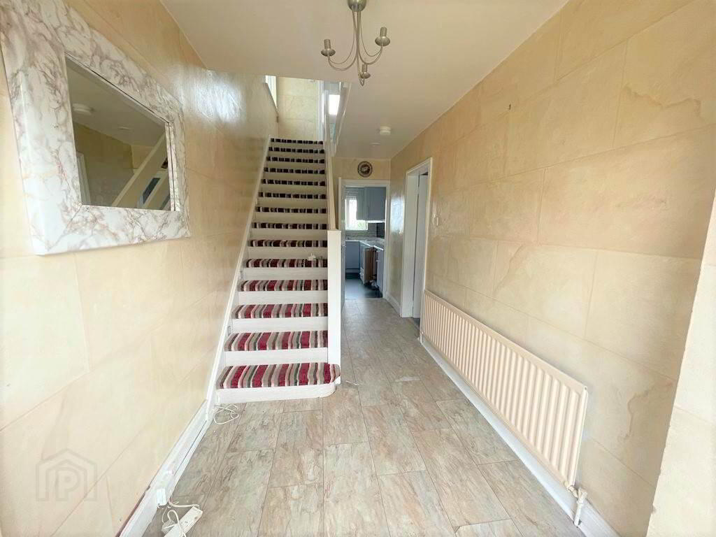 121 Stewartstown Park, Belfast