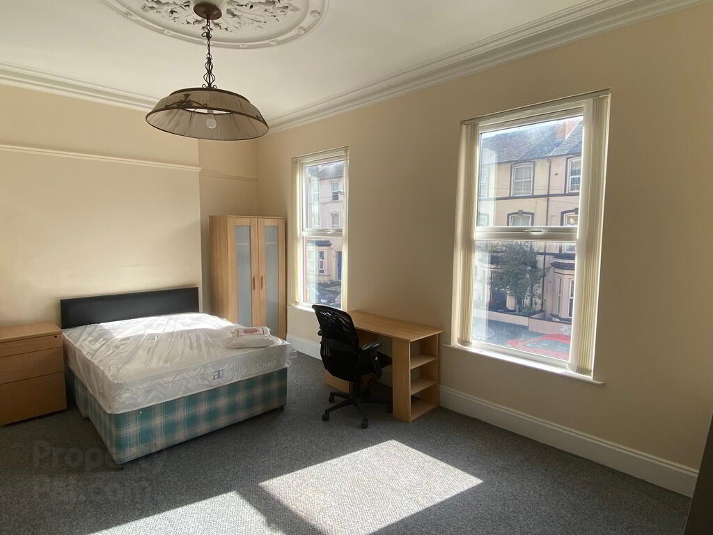 20 Cromwell Road 11 of 14