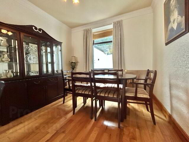 4 Benvarden Avenue
