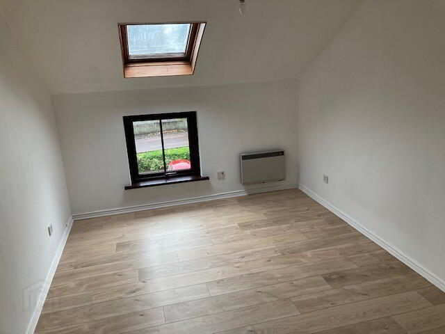 11 Lislea Court 3 of 6