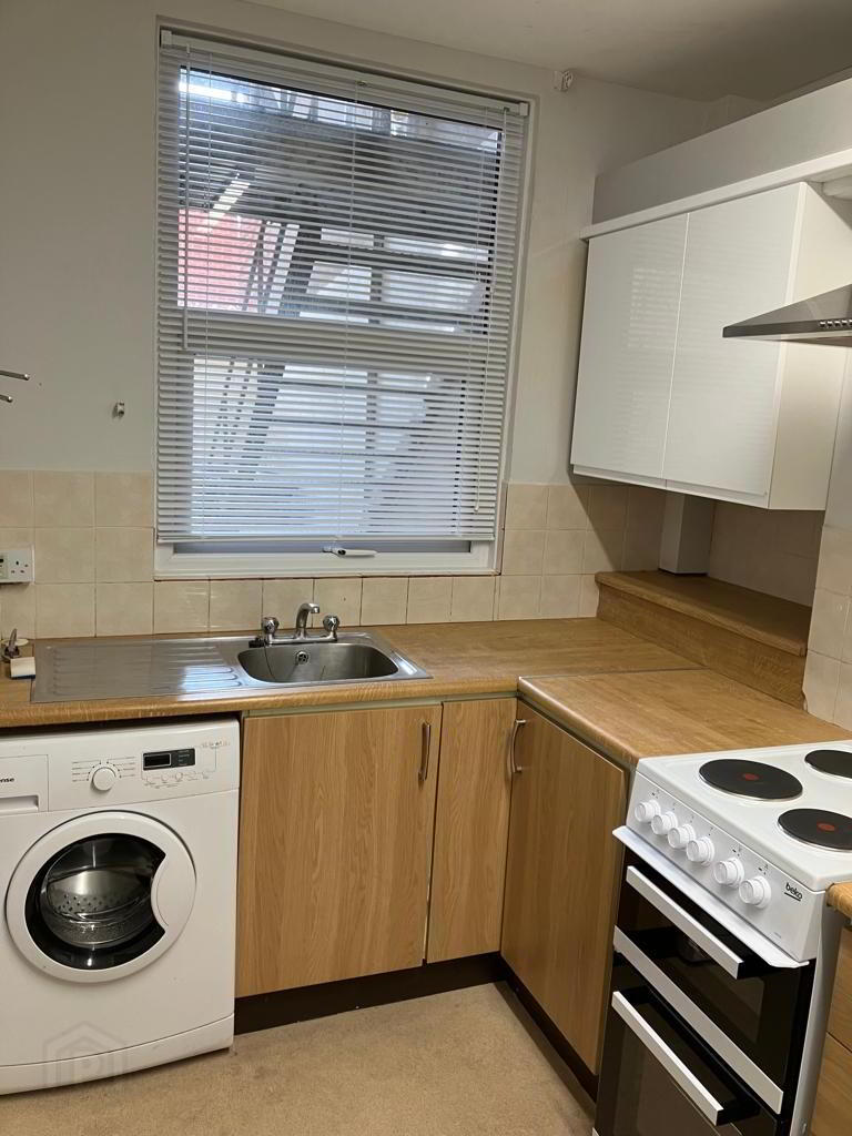 Unit 1, 82 MALONE AVENUE 4 of 12