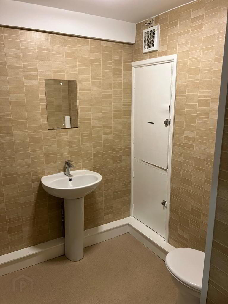 Unit 1, 82 MALONE AVENUE 10 of 12