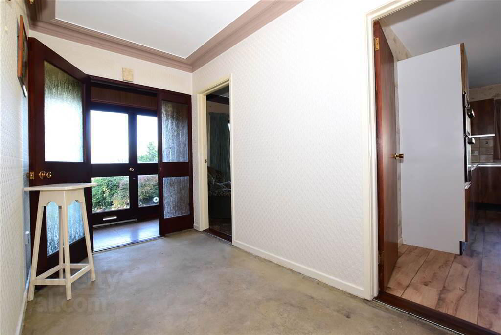 C. 20.5 Bungalow With Acres, 71 Saintfield Road 9 of 48