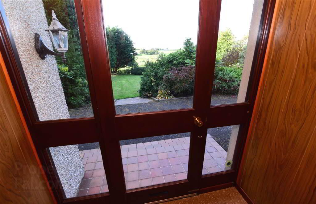 C. 20.5 Bungalow With Acres, 71 Saintfield Road 8 of 48