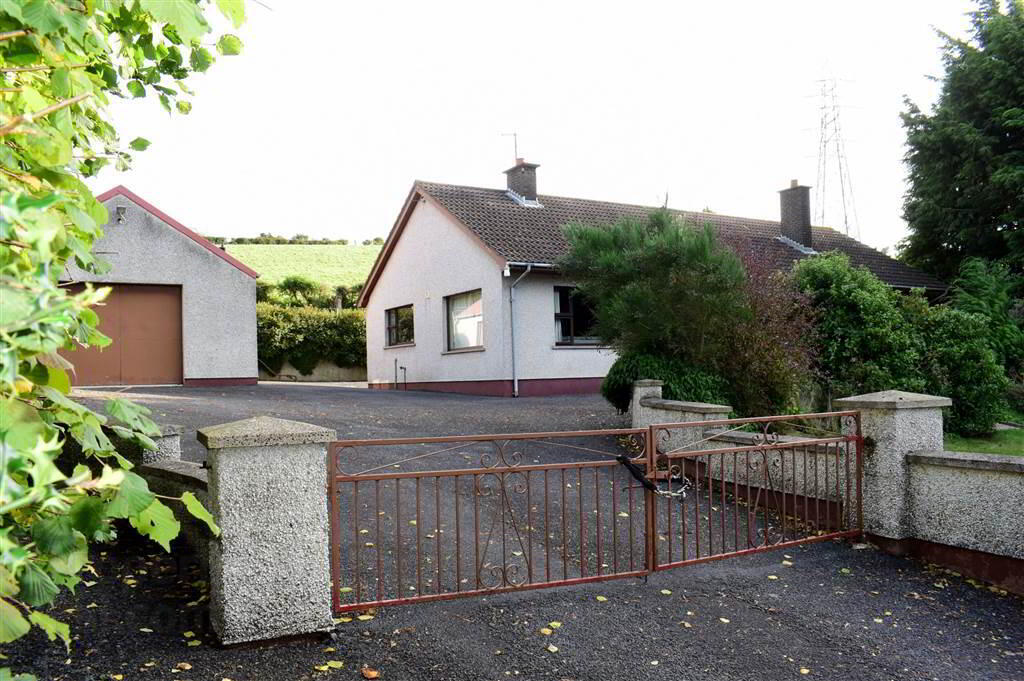 C. 20.5 Bungalow With Acres, 71 Saintfield Road 4 of 48