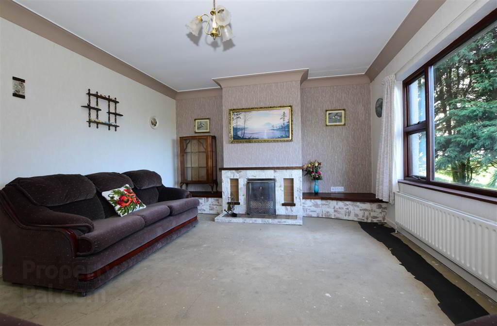 C. 20.5 Bungalow With Acres, 71 Saintfield Road 17 of 48