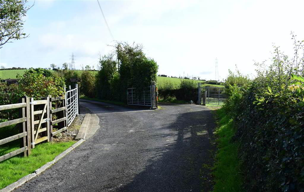 C. 20.5 Bungalow With Acres, 71 Saintfield Road 45 of 48
