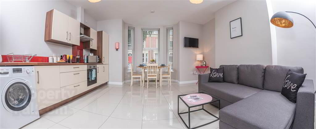 Apartment 4 90 University Street Botanic Avenue - 4 of 9