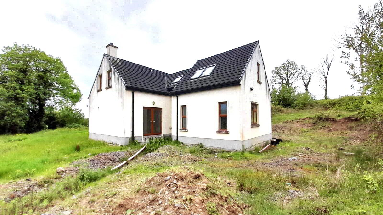 Bungalow 150m North Of, 1 Shanvalley