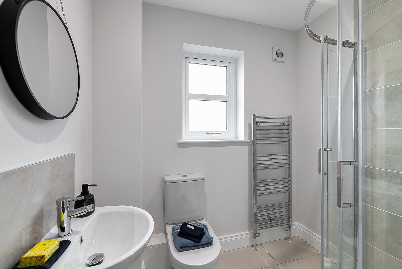 The Earlsfield 44 of 52