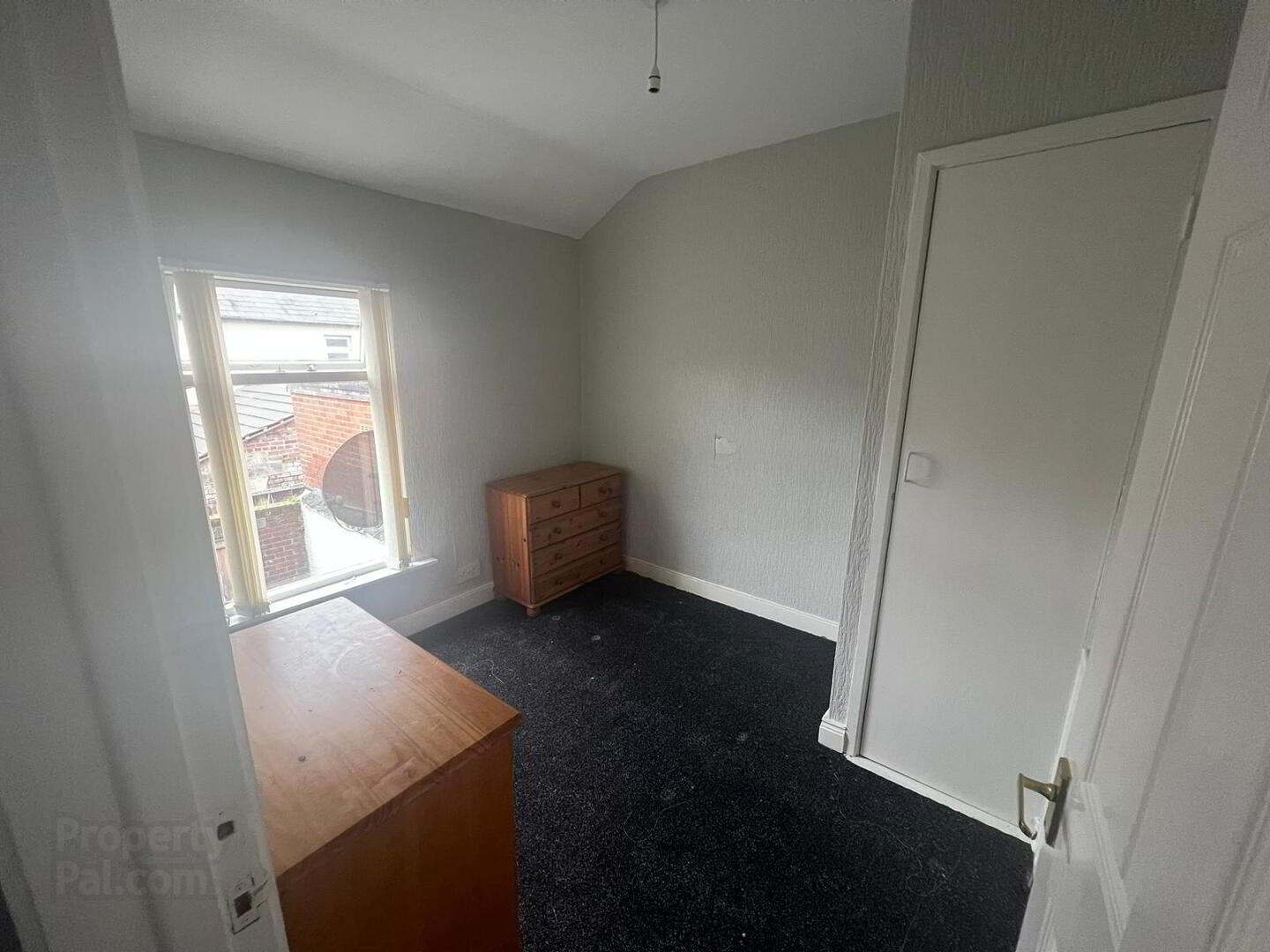 25 Glenvarlock Street 7 of 9