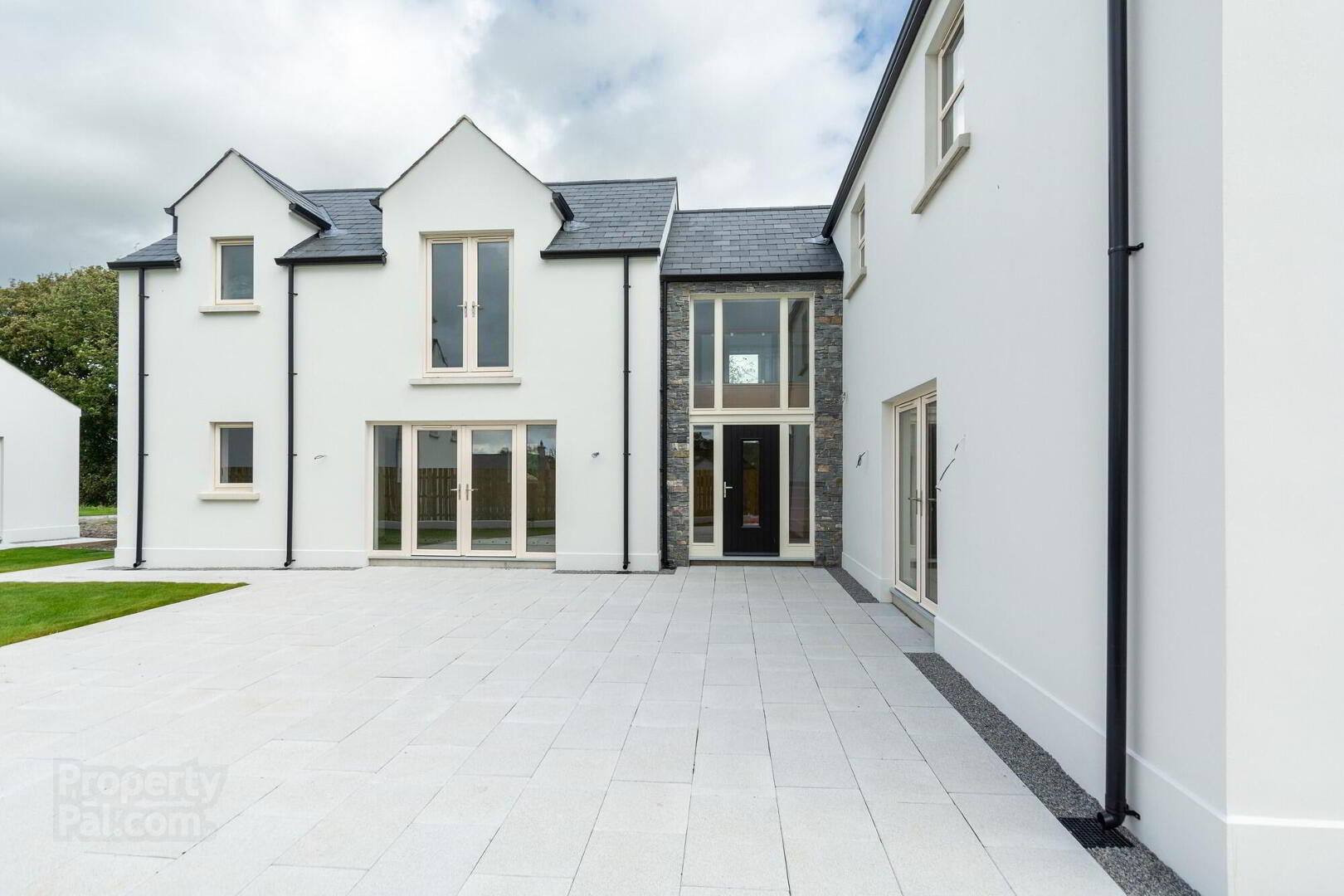 Brand New Detached House, 8a Scolban Road