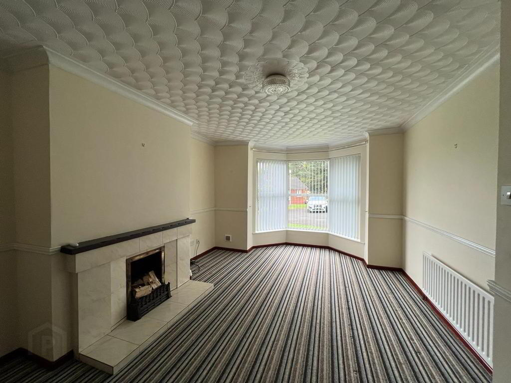 190 Hillcrest, L'Derry