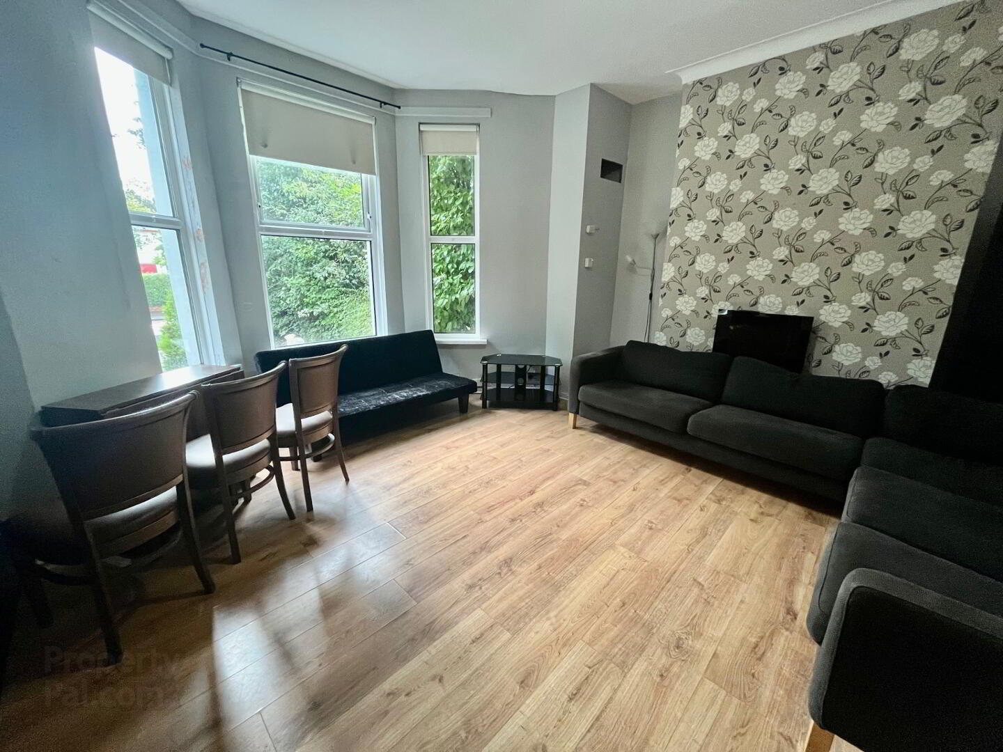 Flat A, 156 Upper Newtownards Road 3 of 10