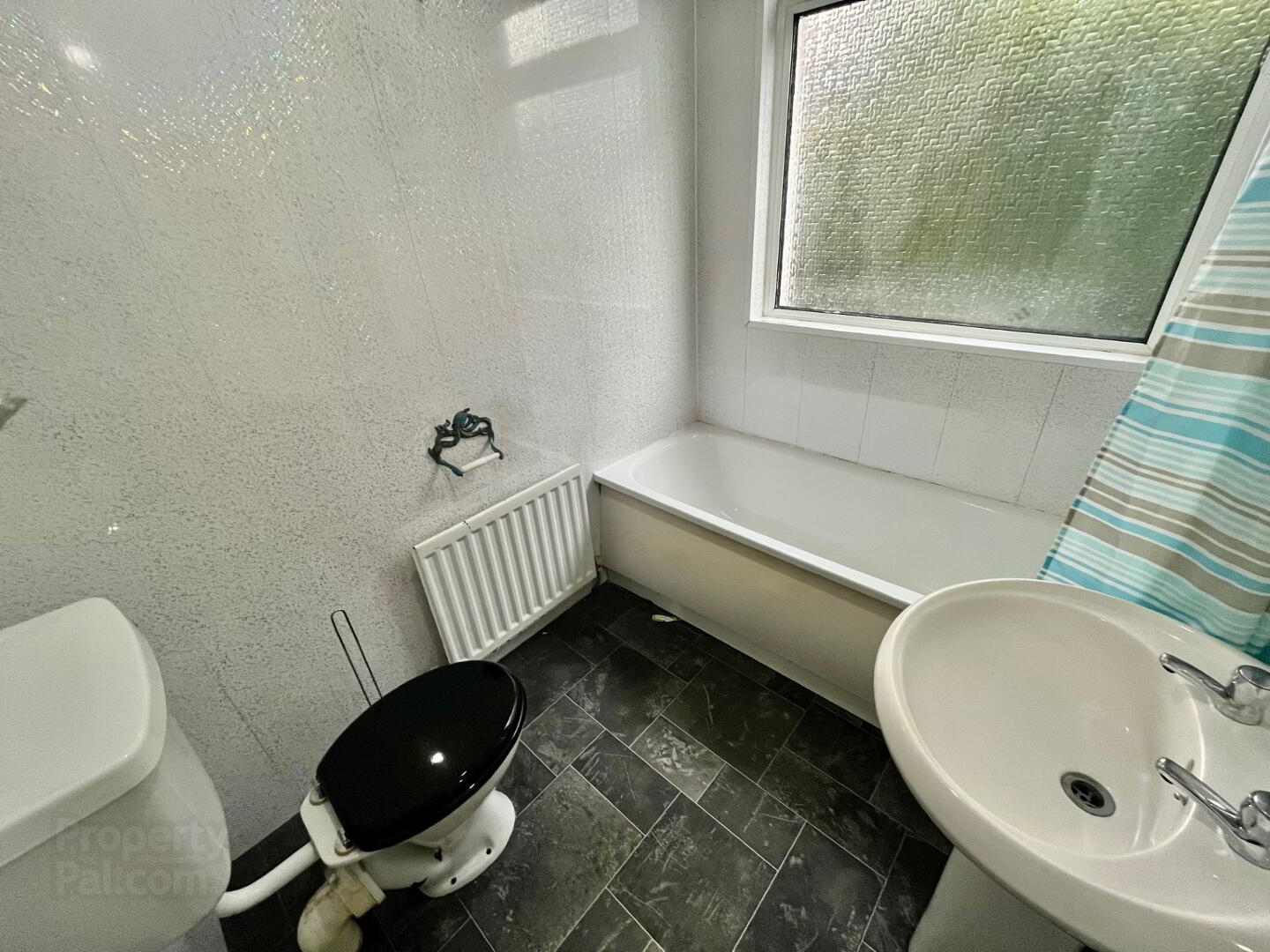 Flat A, 156 Upper Newtownards Road 6 of 10