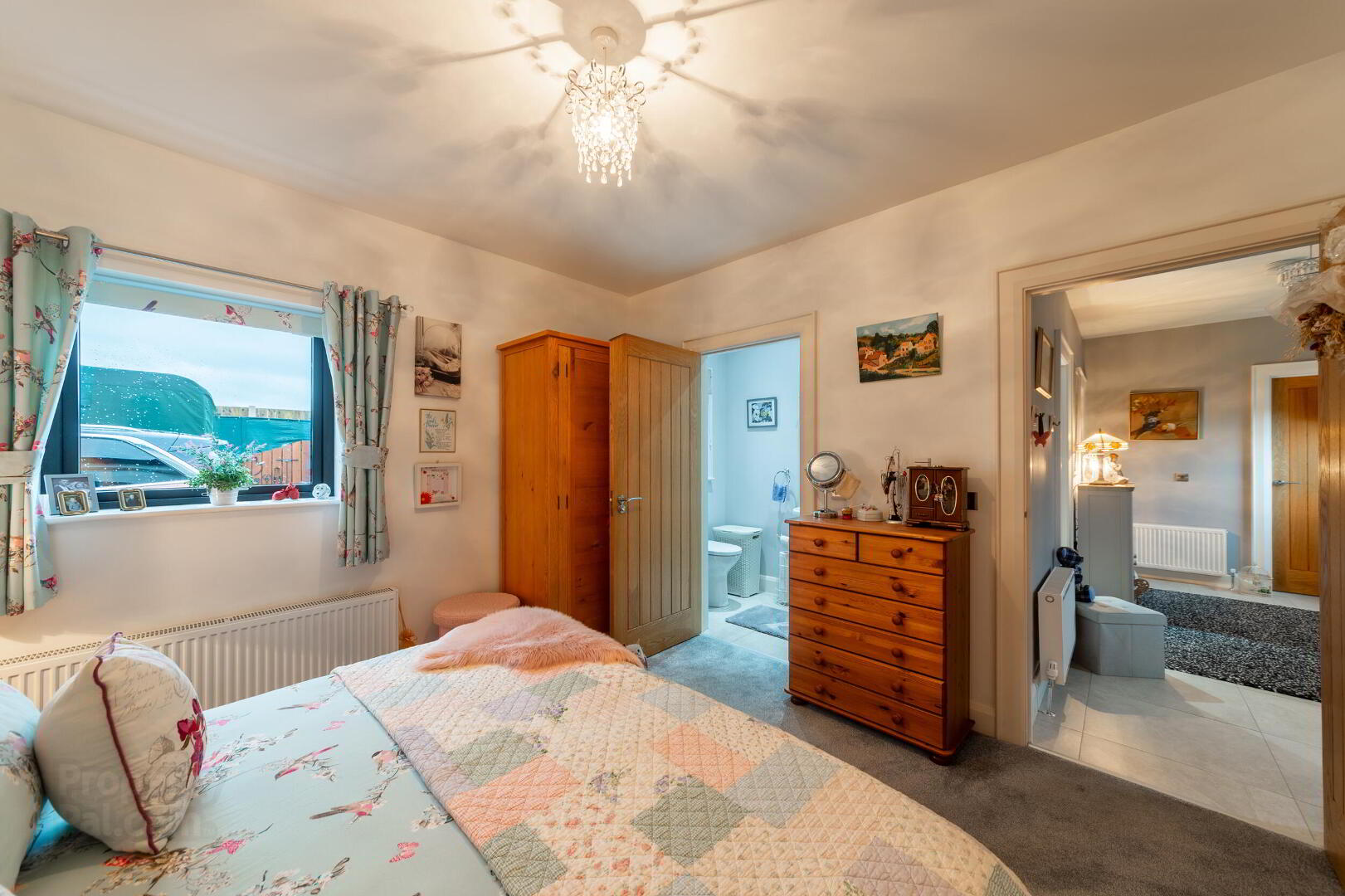1 Mount Eden 33 of 48