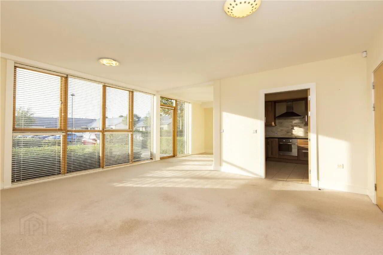 13 Knightsbridge Court 6 of 12
