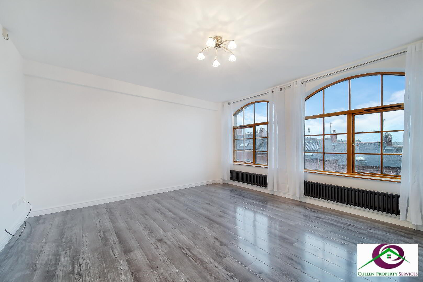 The Four Season Apt, 31 Foyle Road 19 of 33